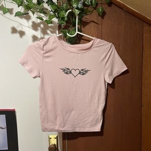 y2k heart on wings tee 💕